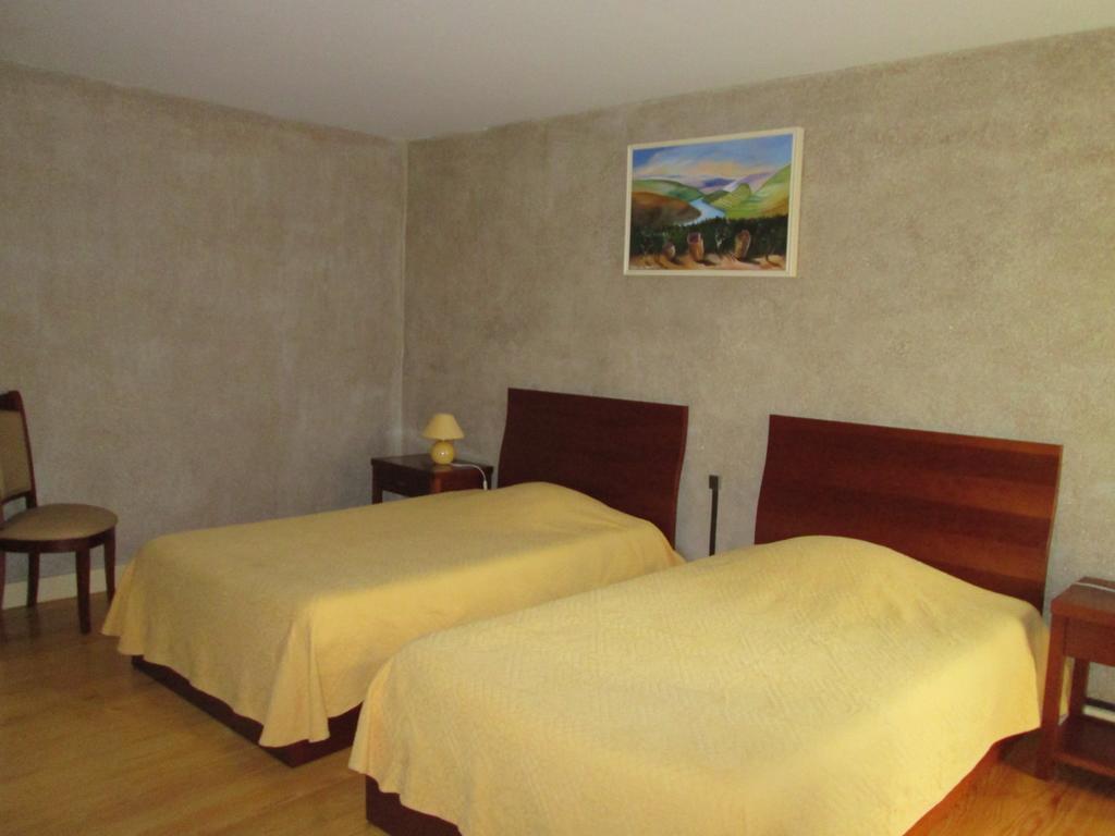 Chambre D'Hotes "Les Bordes" Marzy Bilik gambar
